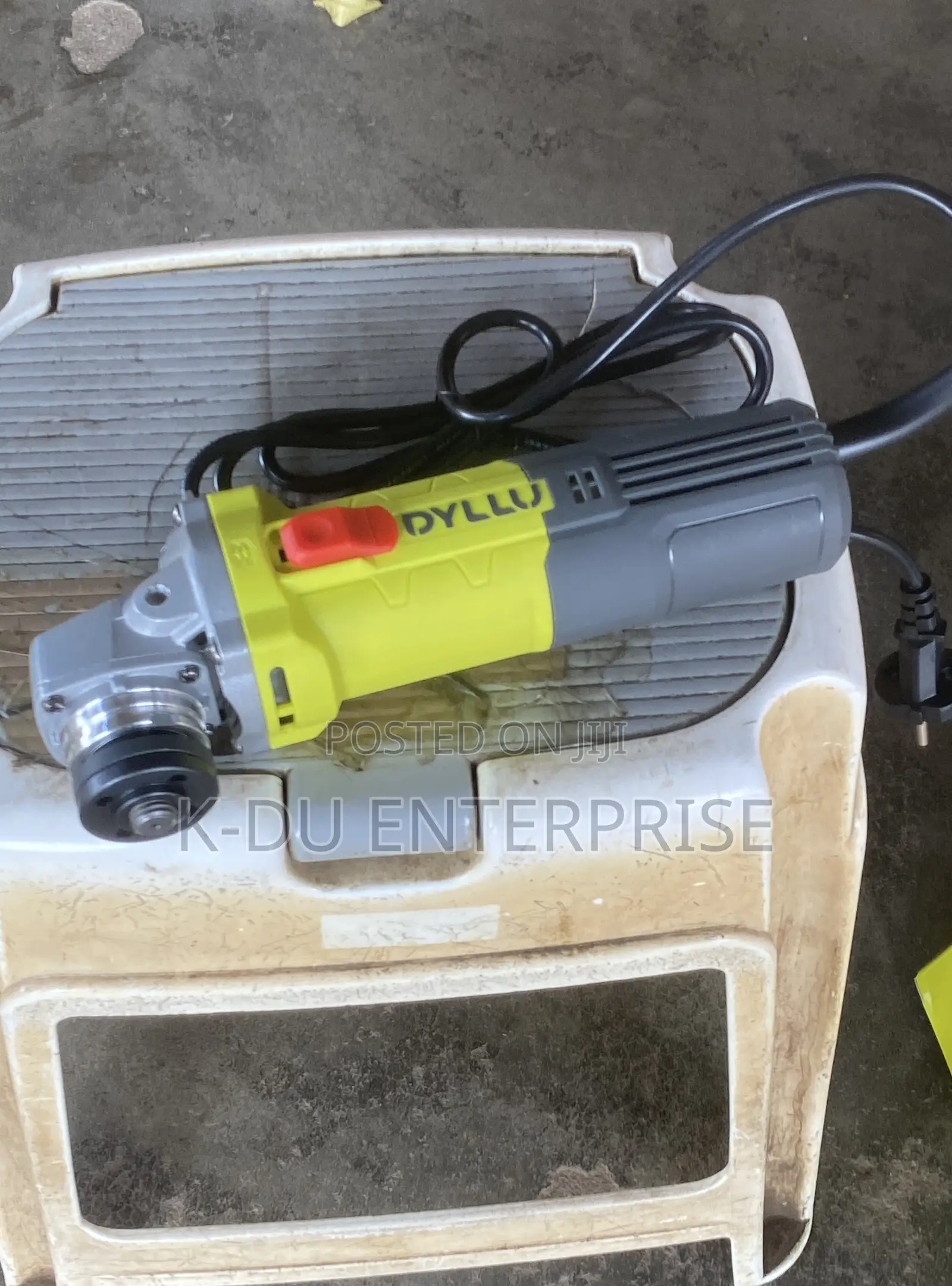 Dyllu Angle Grinder/Cutting Mach 710W