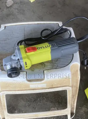 Dyllu Angle Grinder/Cutting Mach 710W