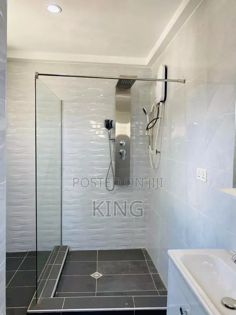 4bdrm House in Mile 7 for sale