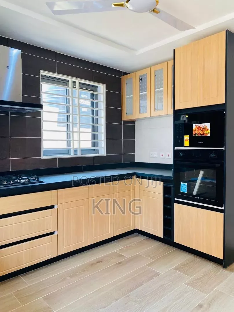 4bdrm House in Mile 7 for sale
