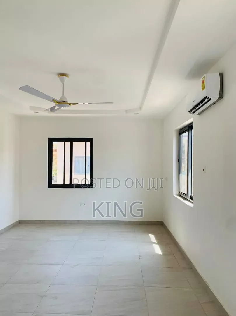 4bdrm House in Mile 7 for sale
