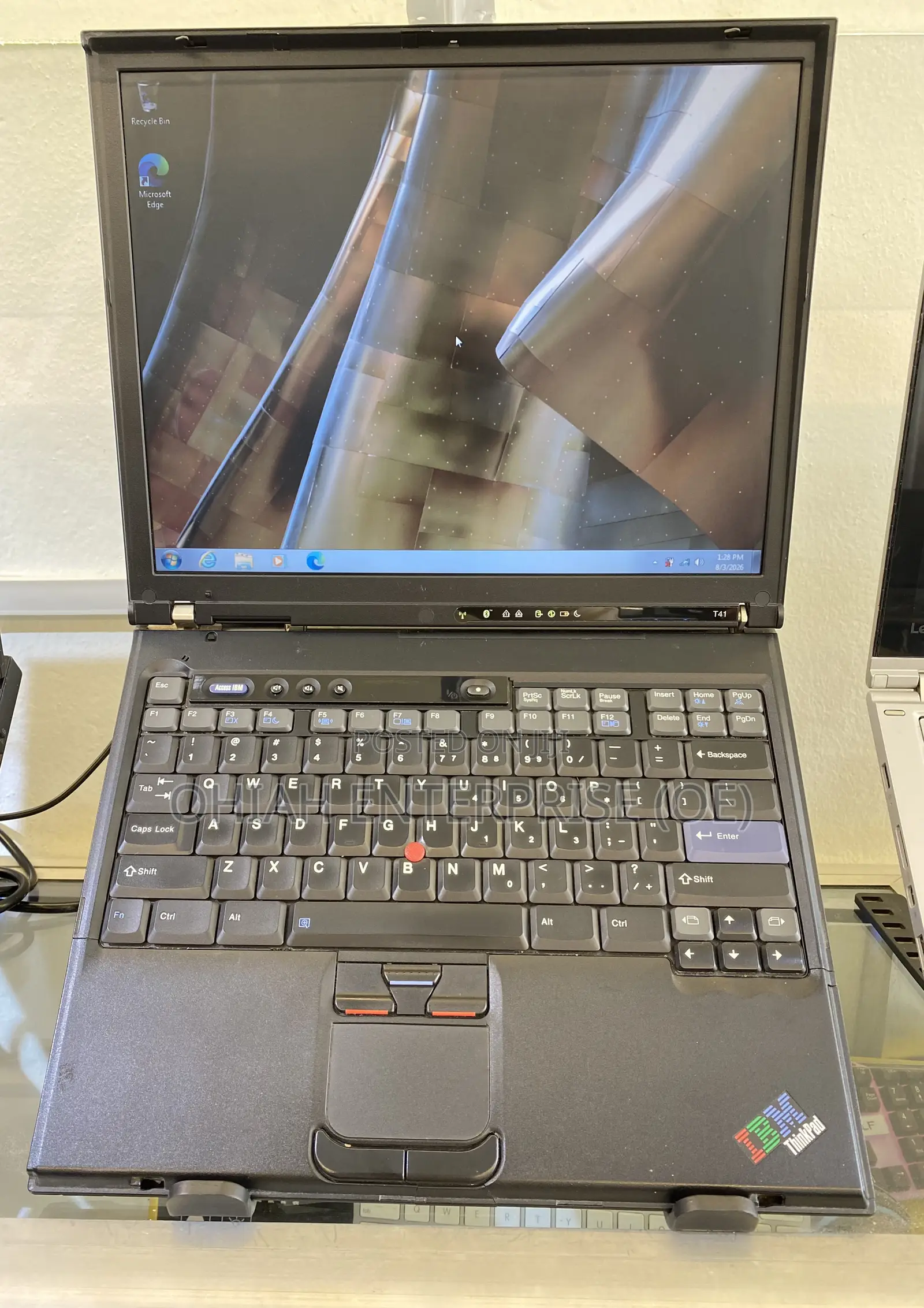 Laptop Lenovo ThinkPad T41 1GB Intel HDD 128GB