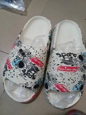 Geometric Pattern Casual Streetwear Slippers