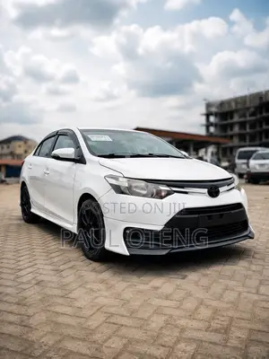 Toyota Yaris 2018 White