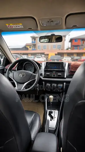 Toyota Yaris 2018 White