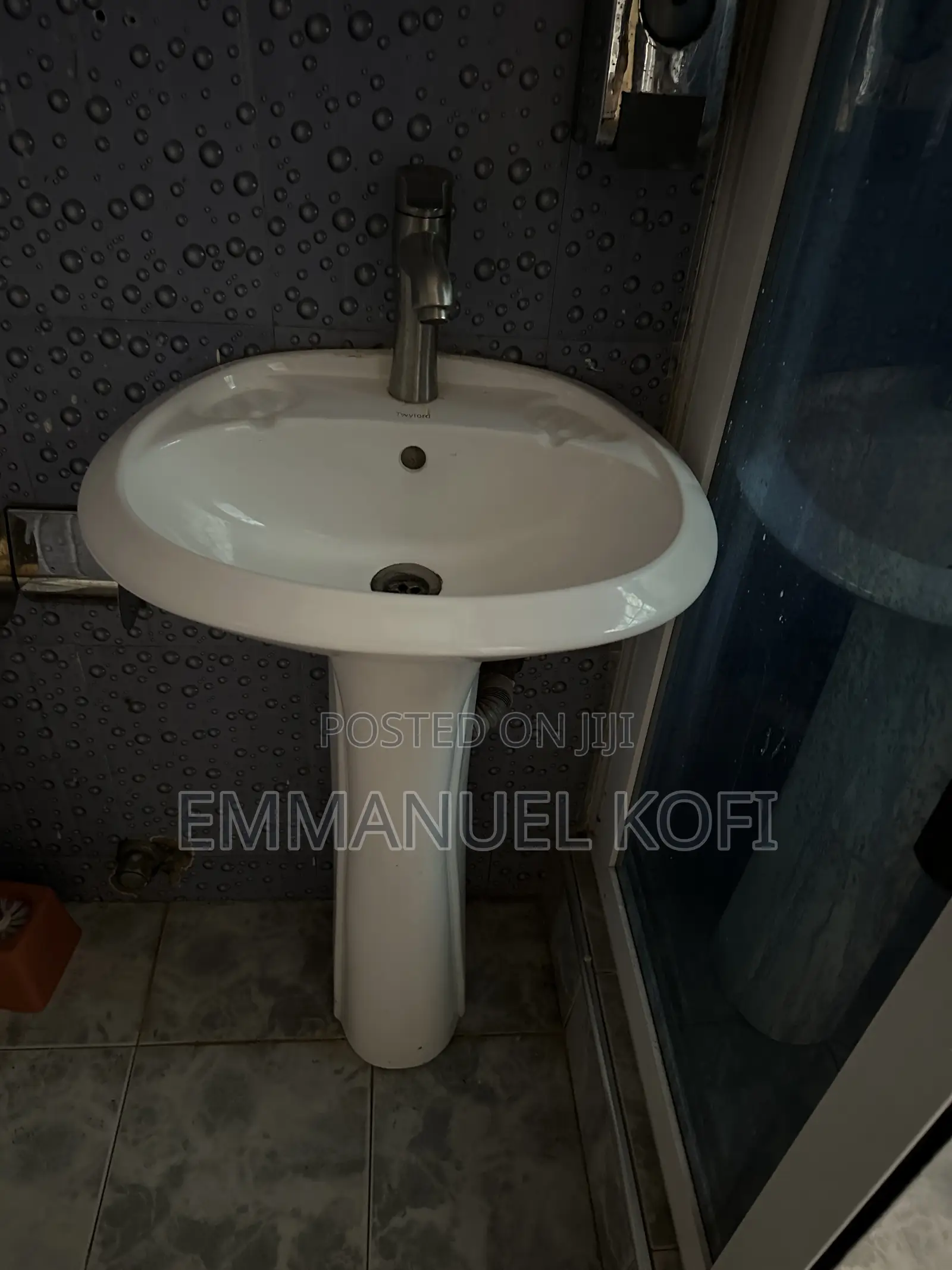 2bdrm Apartment in Genu Property, Housing Down for rent