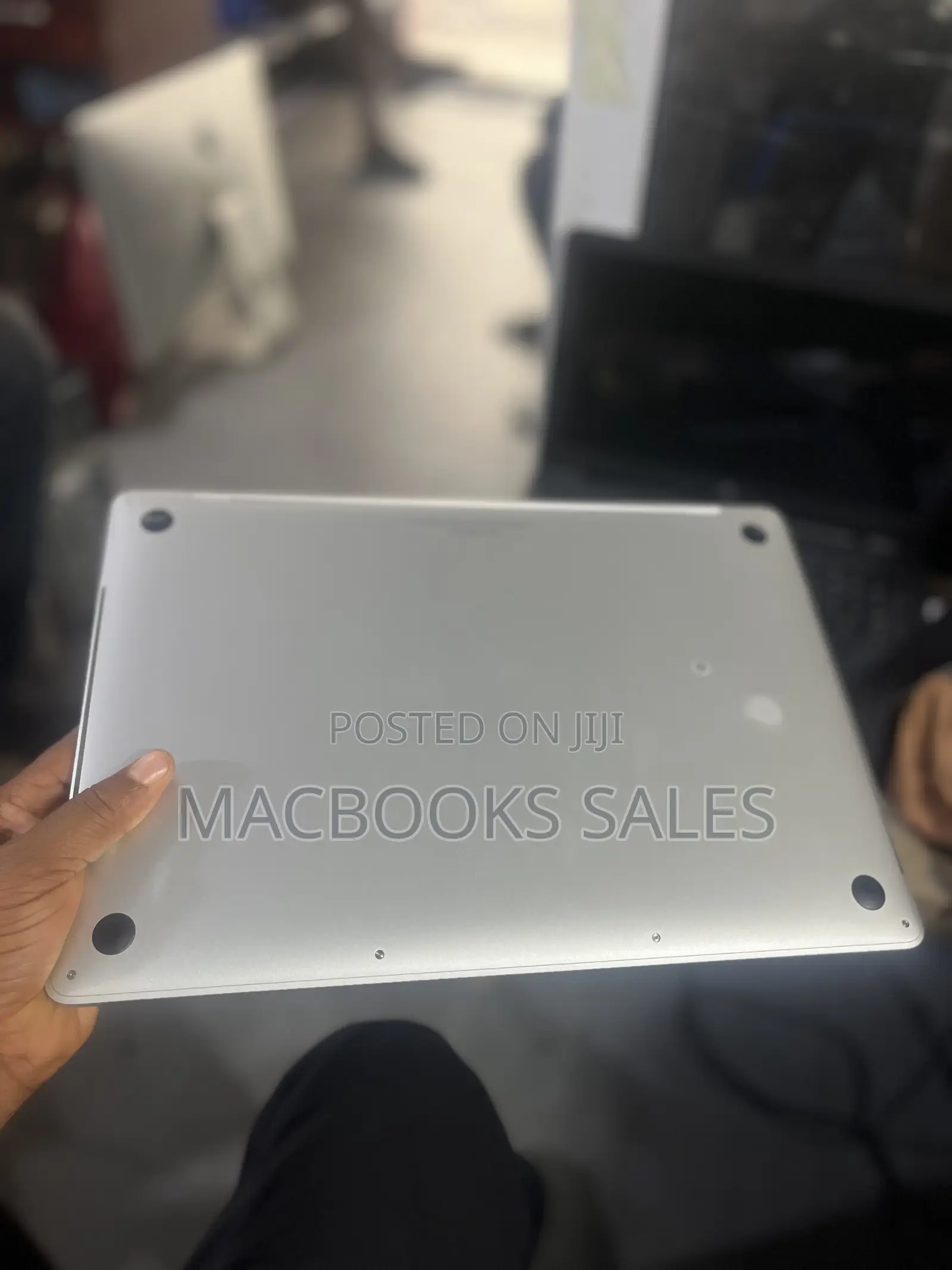 Laptop Apple MacBook Pro 2018 16GB Intel Core i7 SSD 512GB