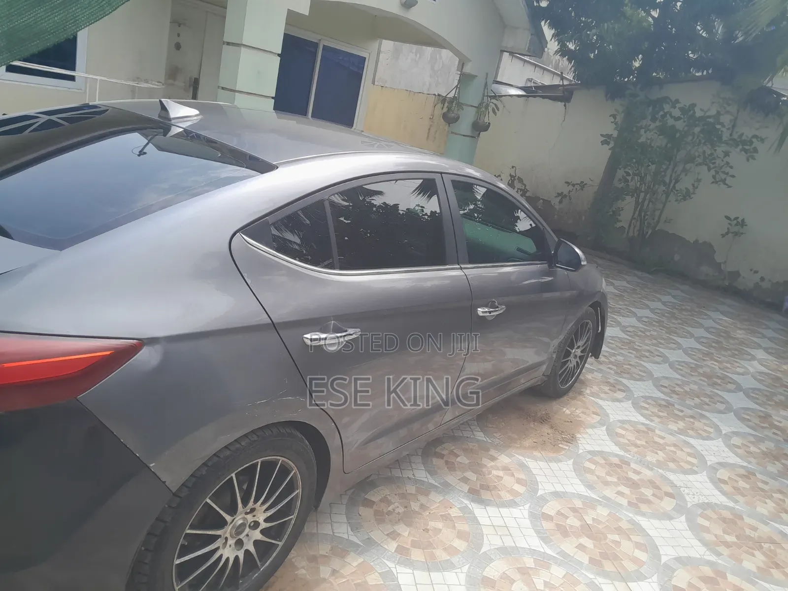 Hyundai Elantra 2017 Silver