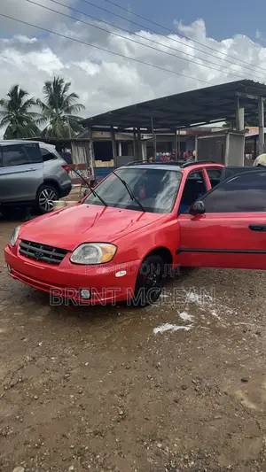 Hyundai Accent 2005 Red