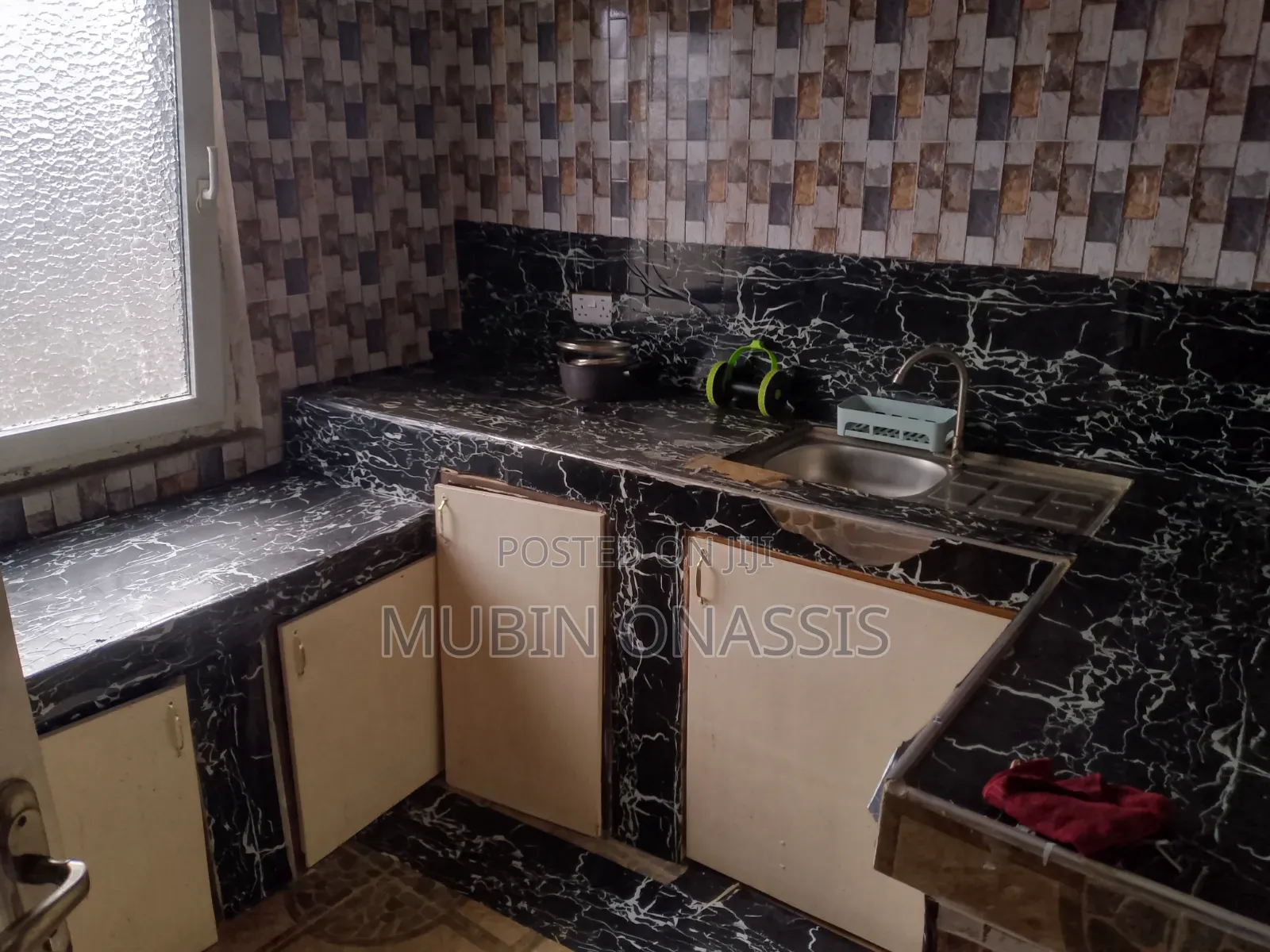 1bdrm Apartment in Items Property, Housing Down for rent