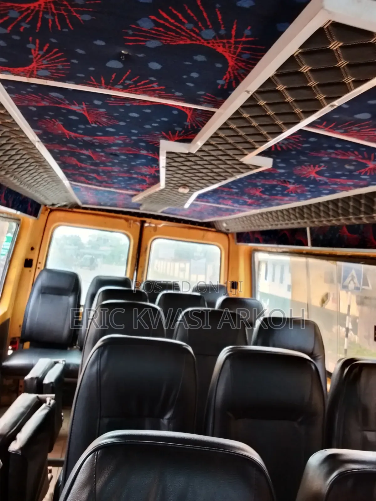 Mercedes-Benz Sprinter 2001 Yellow