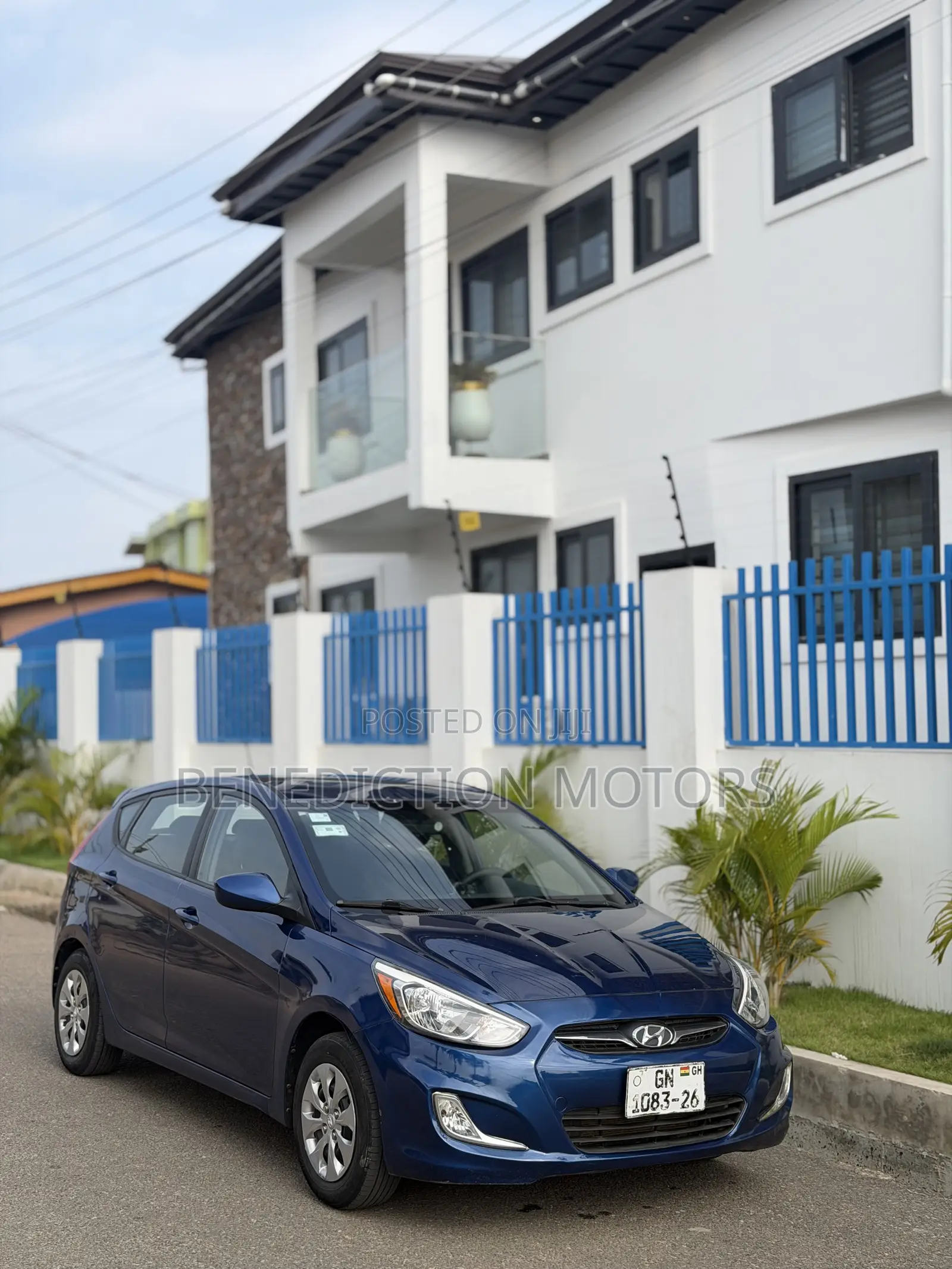 Hyundai Accent SE Hatchback 2016 Blue