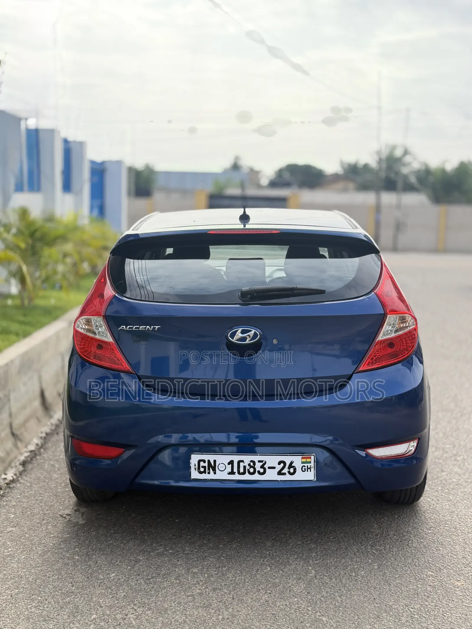 Hyundai Accent SE Hatchback 2016 Blue