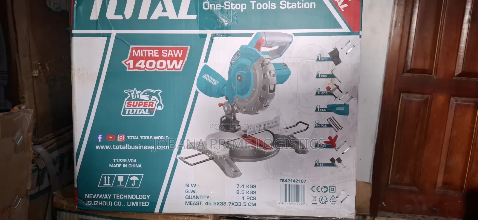 Total 1400w Mitre Saw