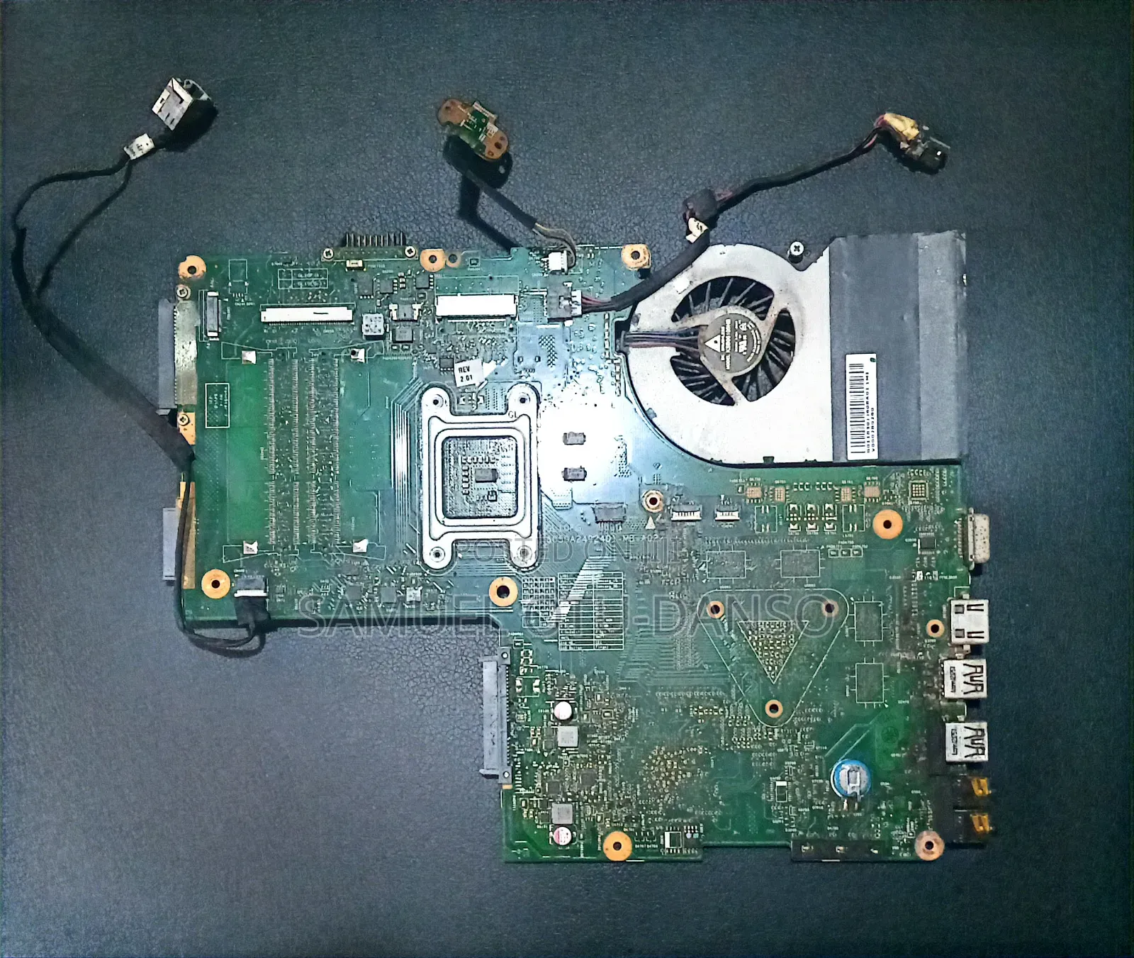 Toshiba Satellite P875-S7200 Motherboard