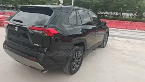 Toyota RAV4 2024 Black