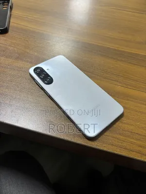Samsung Galaxy A17 128 GB Gray