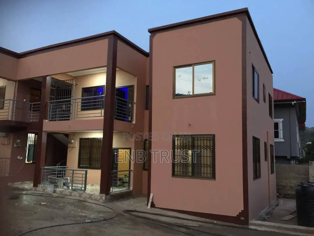 10bdrm House in Kwabenya, Ga East Municipal for sale