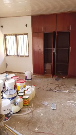 4bdrm House in East Airport for rent