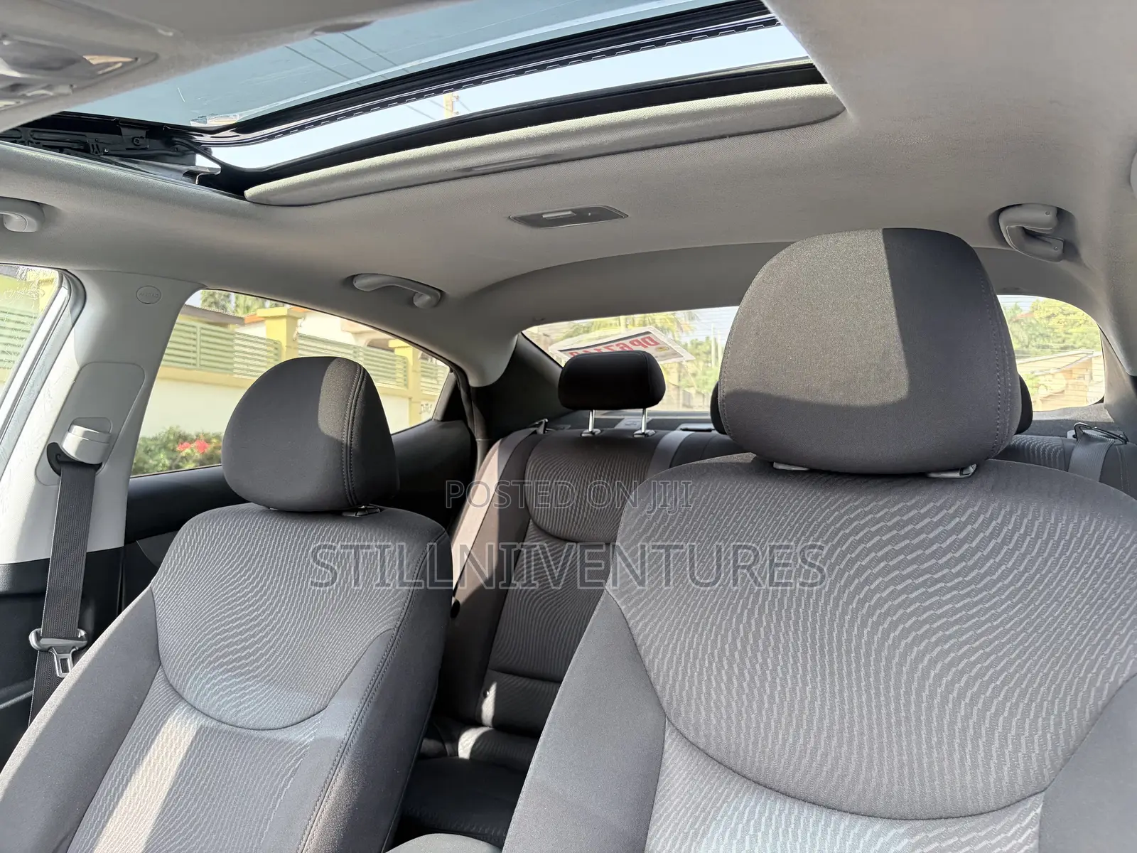 Hyundai Elantra Limited 4dr Sedan (1.8L 4cyl 6A) 2015 Silver