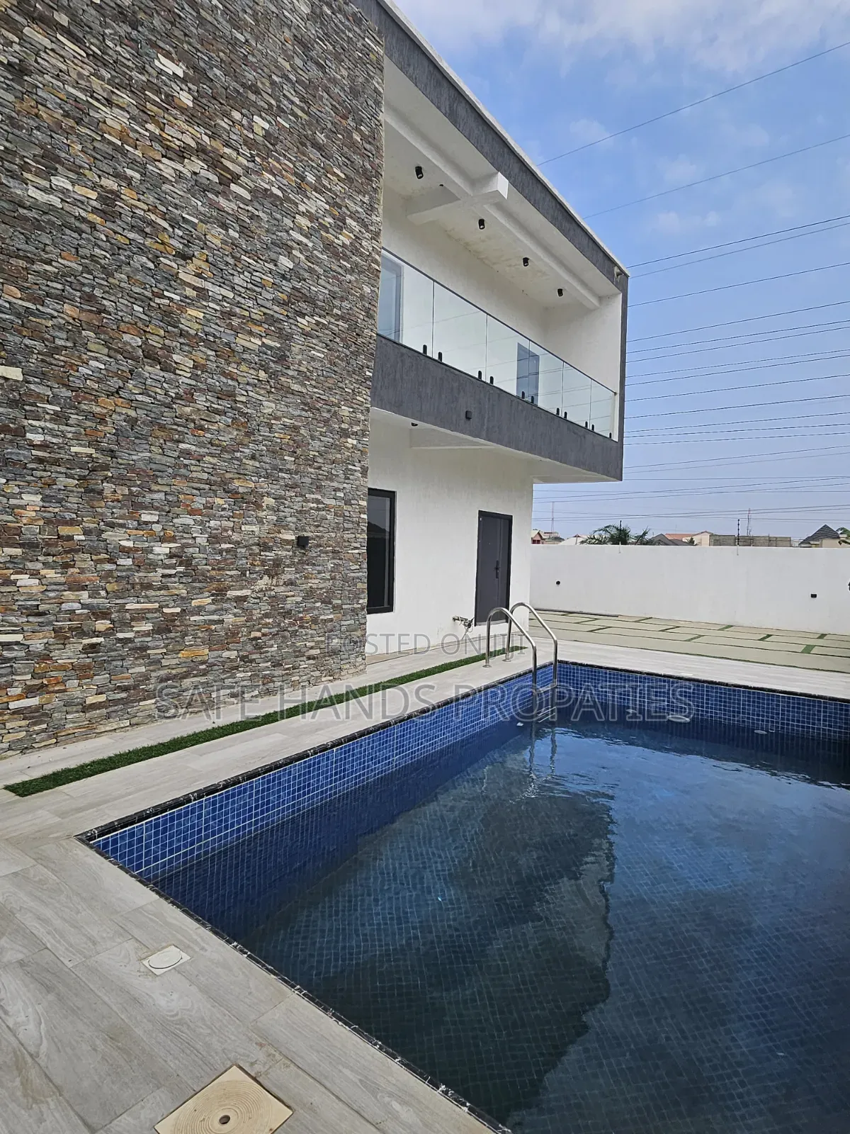 4bdrm House in Trasaco, Accra Metropolitan for sale