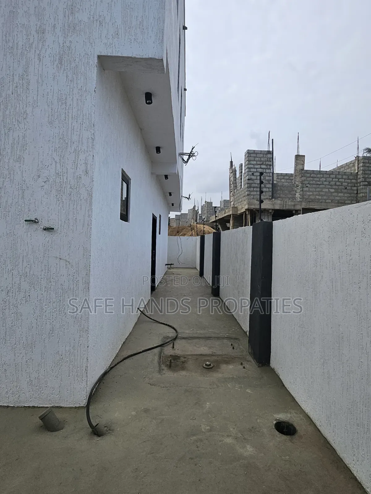 4bdrm House in Trasaco, Accra Metropolitan for sale