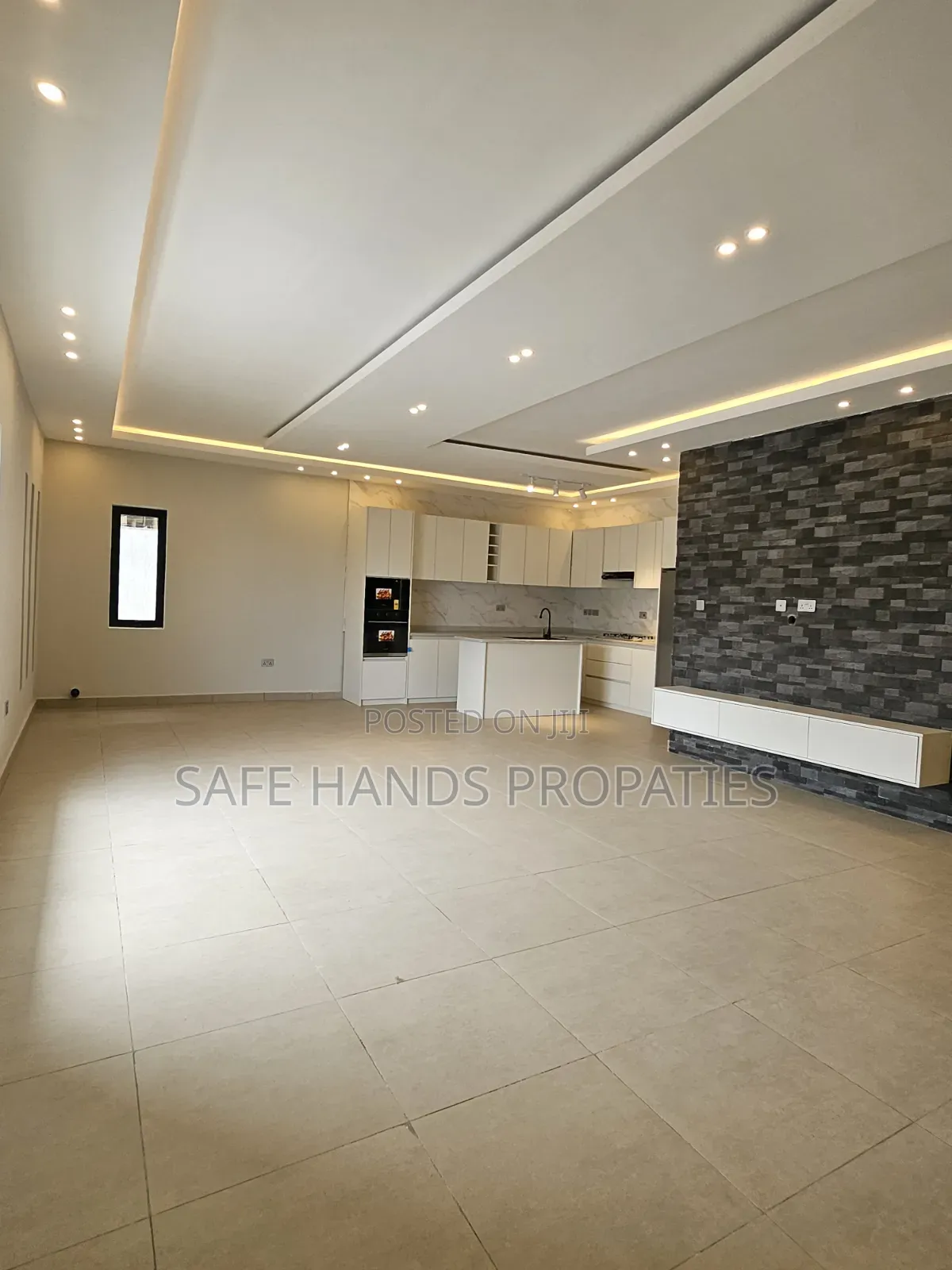 4bdrm House in Trasaco, Accra Metropolitan for sale
