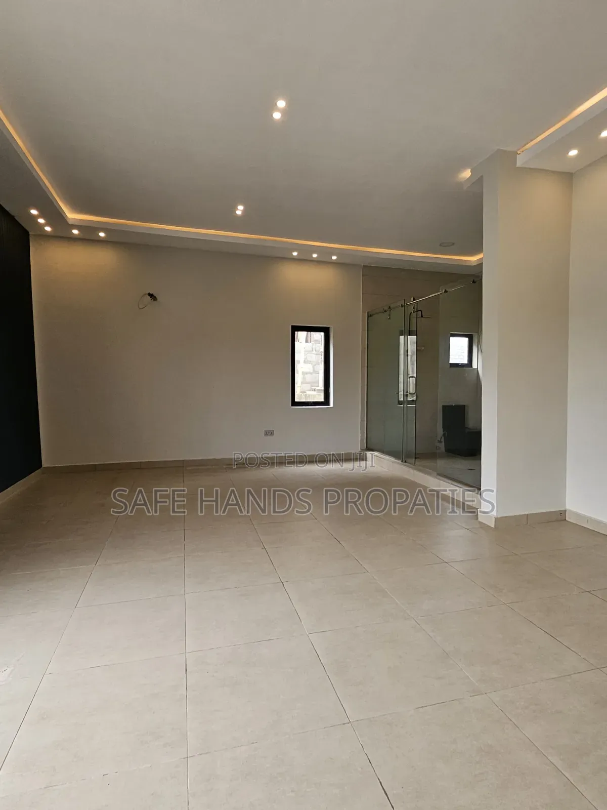 4bdrm House in Trasaco, Accra Metropolitan for sale