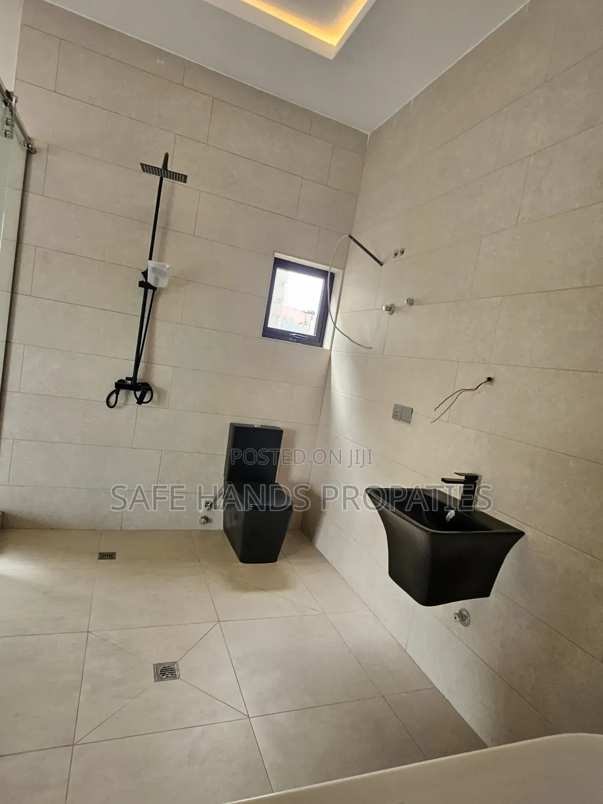 4bdrm House in Trasaco, Accra Metropolitan for sale