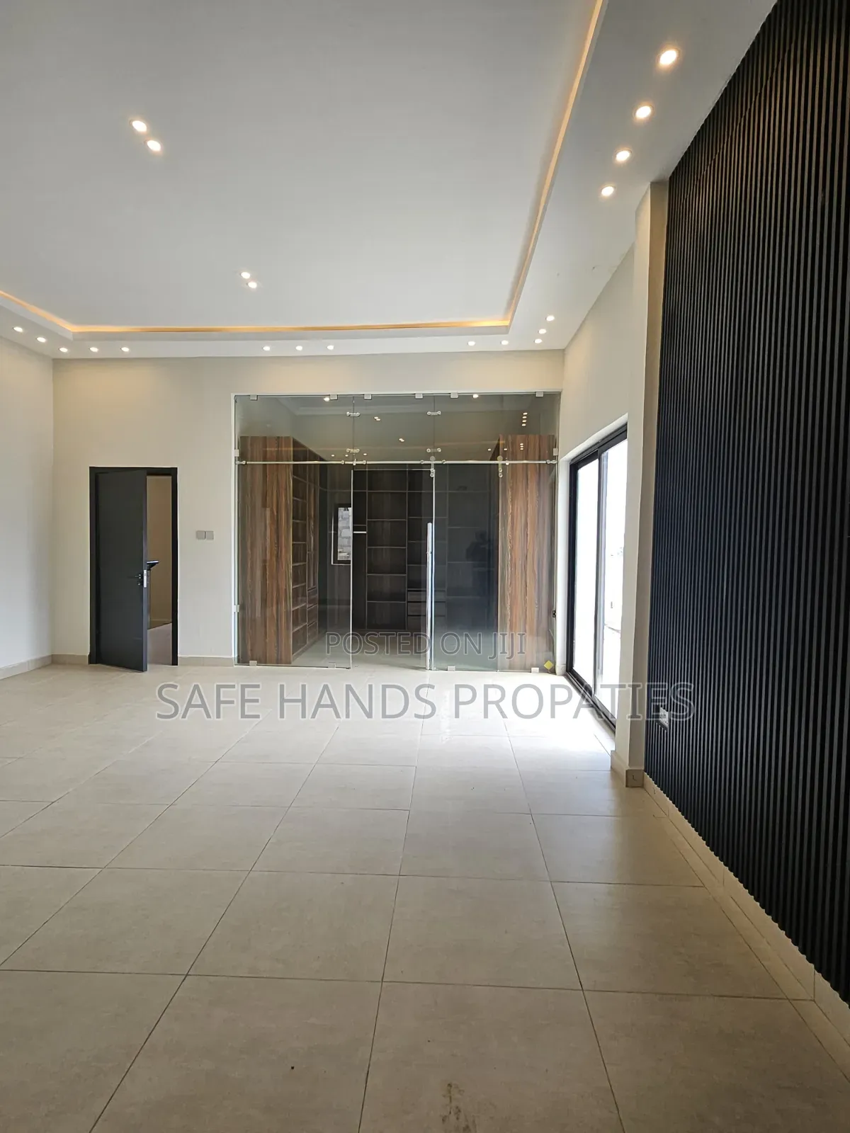 4bdrm House in Trasaco, Accra Metropolitan for sale