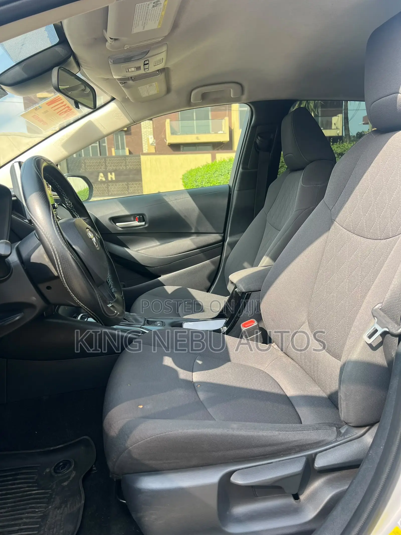 Toyota Corolla SE 2021 Silver
