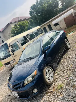 Toyota Corolla 2010 Blue