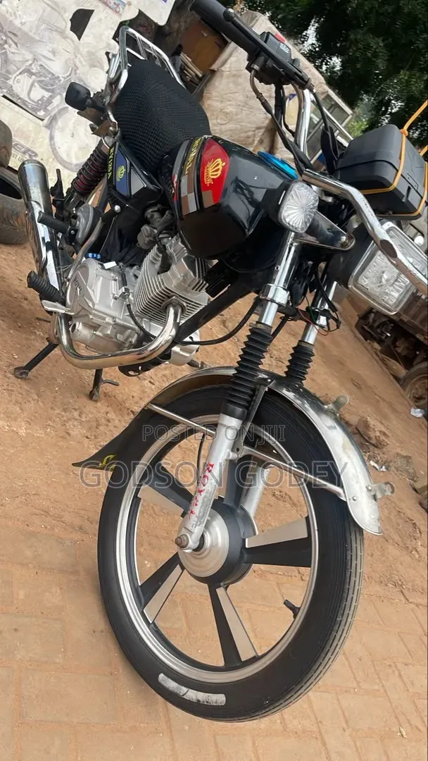 Royal RY125 2025 Black