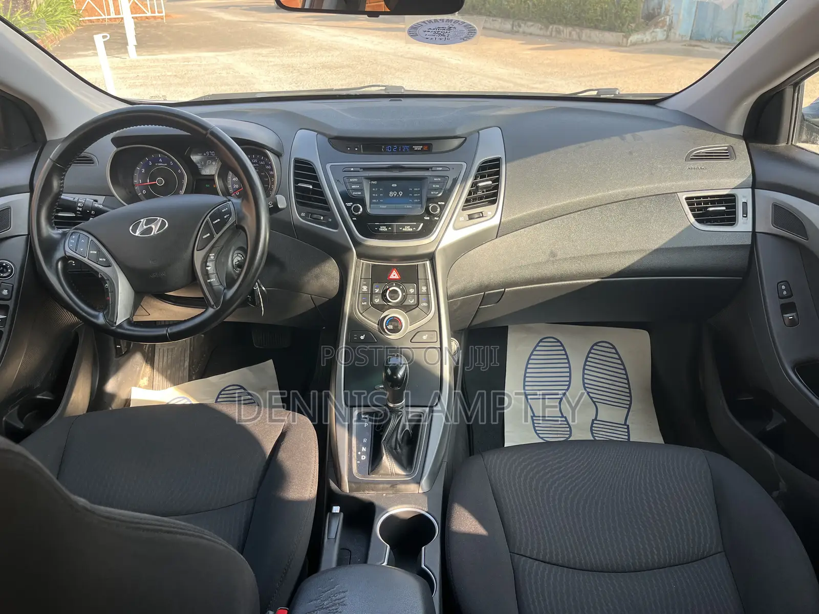 Hyundai Elantra 2016 Silver