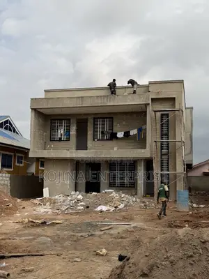 Furnished 5bdrm Townhouse/Terrace in Daban, Kumasi Metropolitan