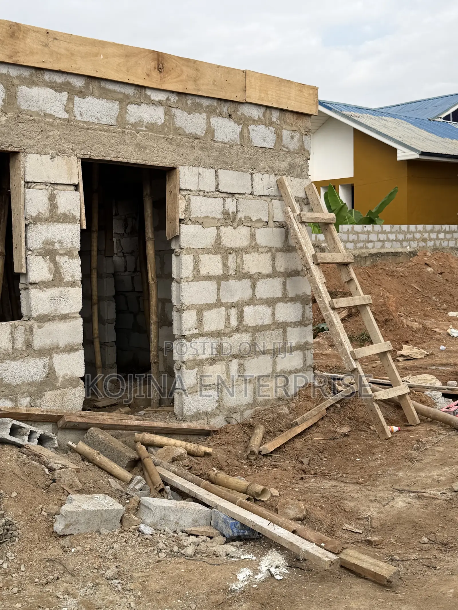 Furnished 5bdrm Townhouse/Terrace in Daban, Kumasi Metropolitan