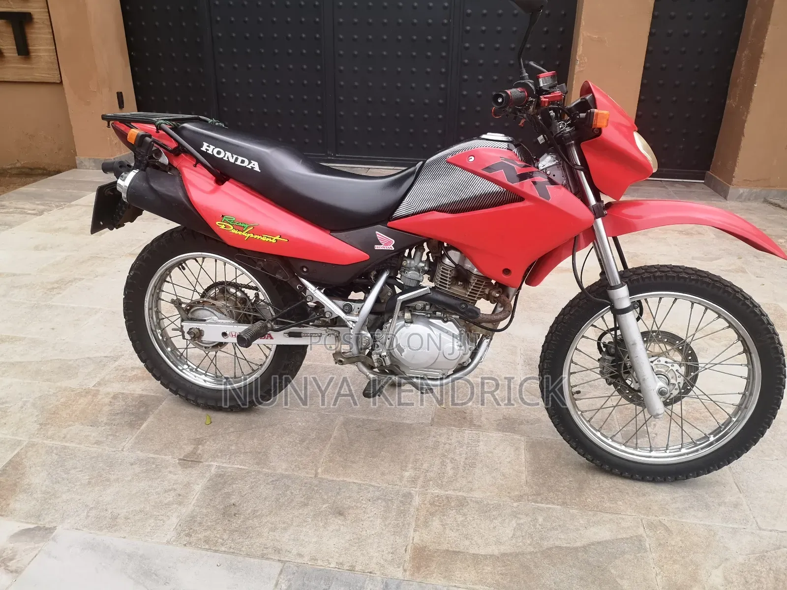 Honda 1999 Orange