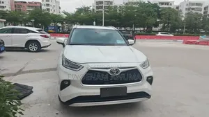 Toyota Highlander 2023 White