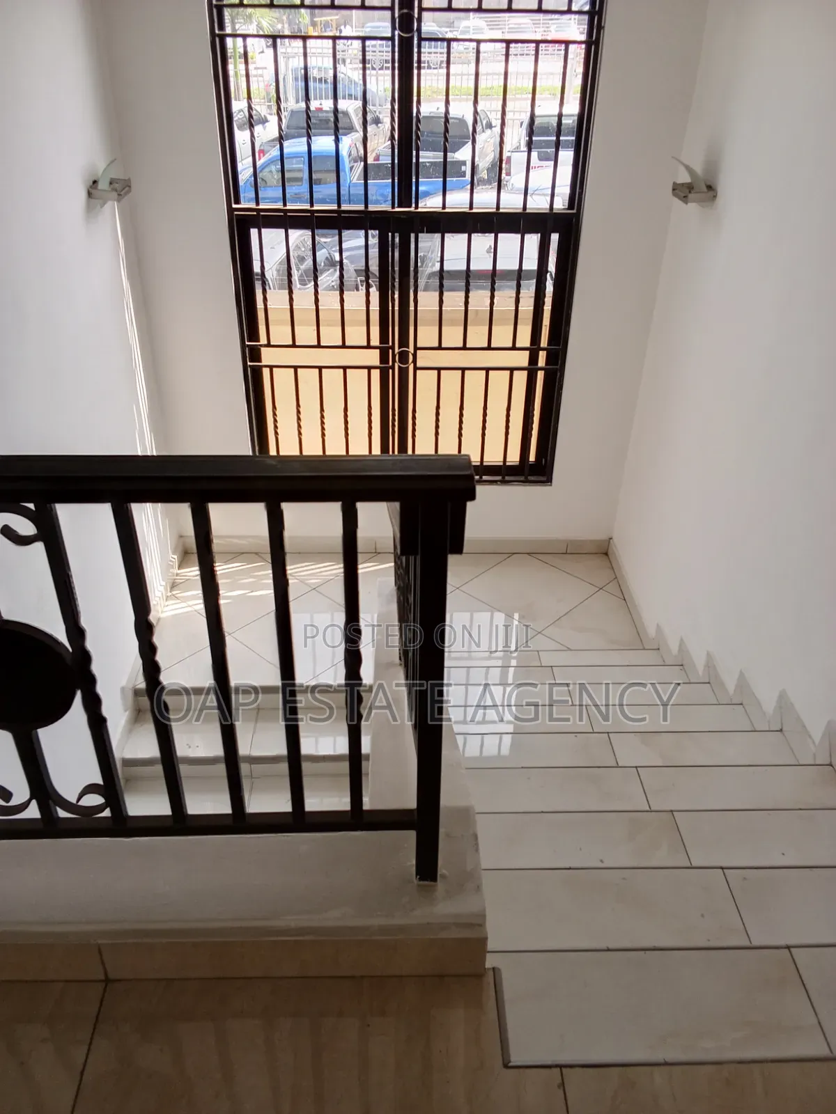 4bdrm House in Dzorwulu for rent