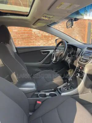 Hyundai Elantra Limited Sedan FWD (1.8L 4cyl 6A) 2016 Gray