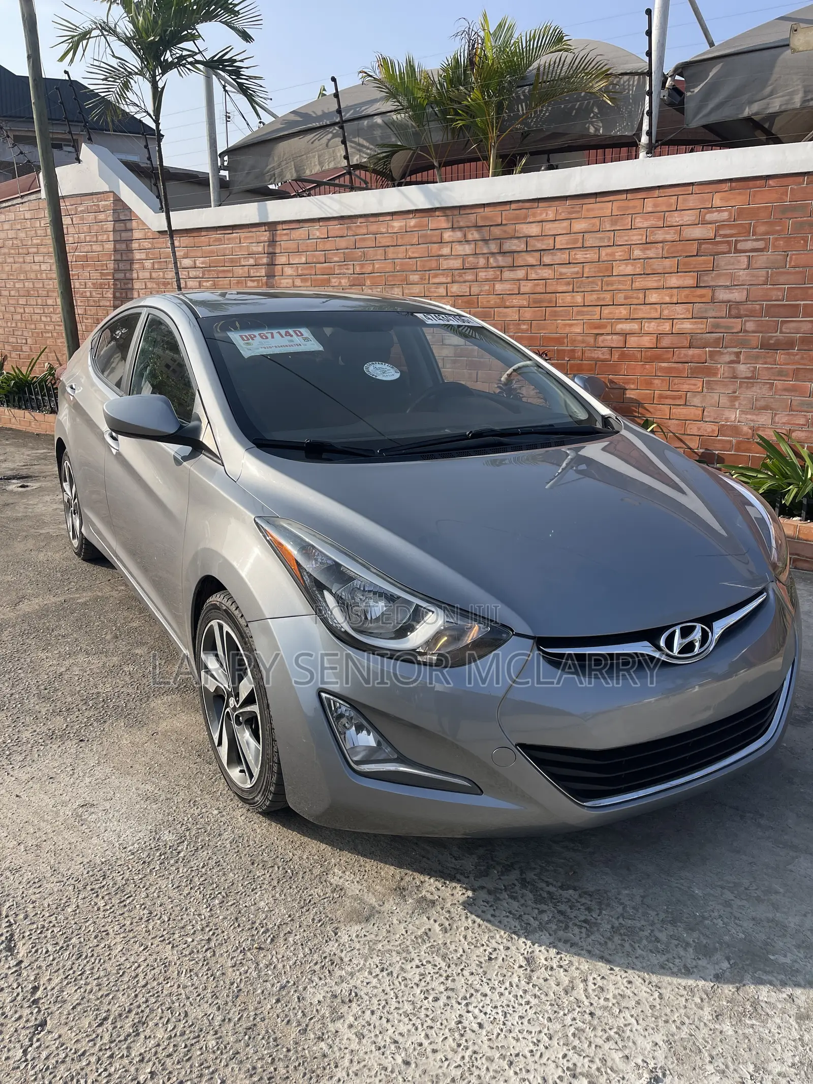 Hyundai Elantra Limited Sedan FWD (1.8L 4cyl 6A) 2016 Gray