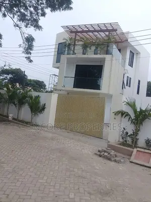 4bdrm Townhouse/Terrace in Labone for sale
