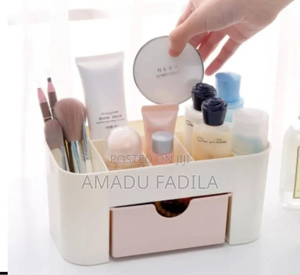 Cosmetic Organizer