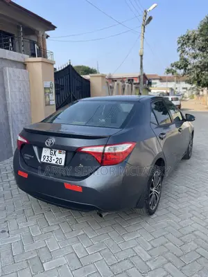 Toyota Corolla S Plus 4dr Sedan (1.8L 4cyl 6M) 2015 Gray