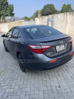 Toyota Corolla S Plus 4dr Sedan (1.8L 4cyl 6M) 2015 Gray