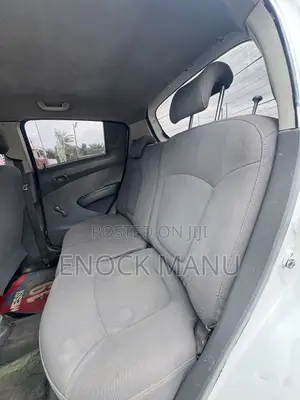 Chevrolet Spark Hatch LT 2010 White