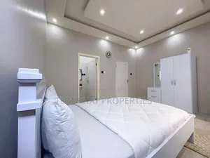 6bdrm House in Beach, Prampram for sale