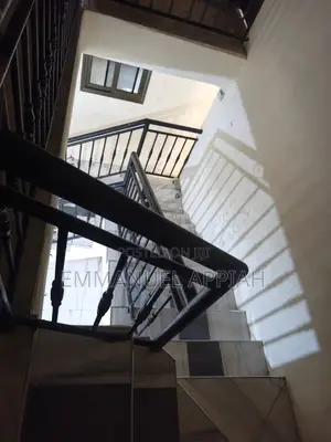 7bdrm House in Kwabenya Acp, Accra Metropolitan for rent