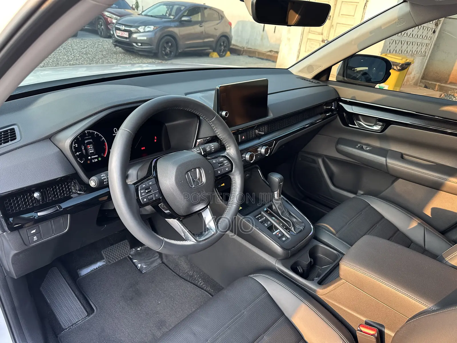 Honda CR-V 2023 White
