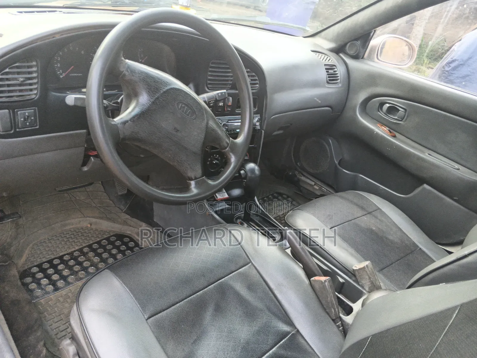 Kia Sephia Automatic 1999 Gold